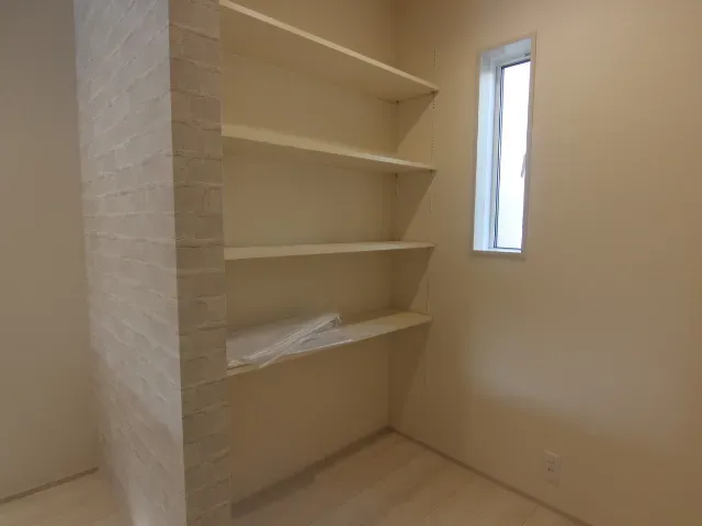 パントリー　1号棟