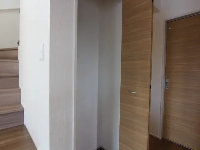 リビング収納　2号棟