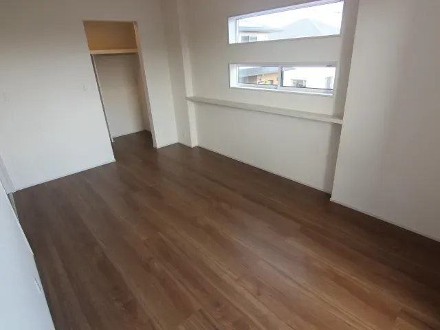 洋室7.5帖　2号棟