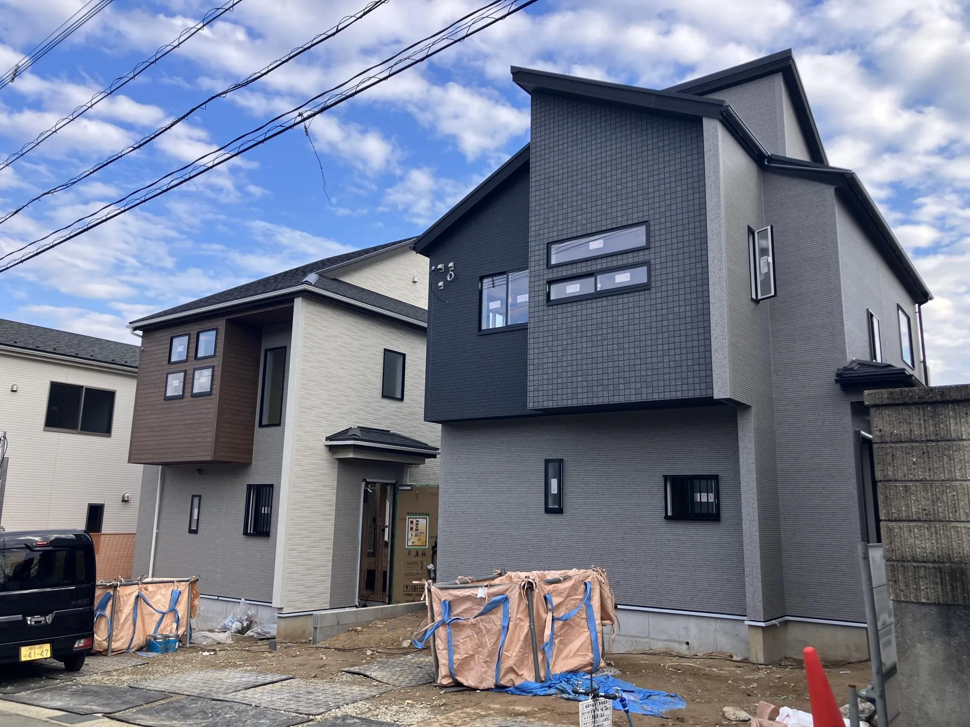 外観　左2号棟・右1号棟