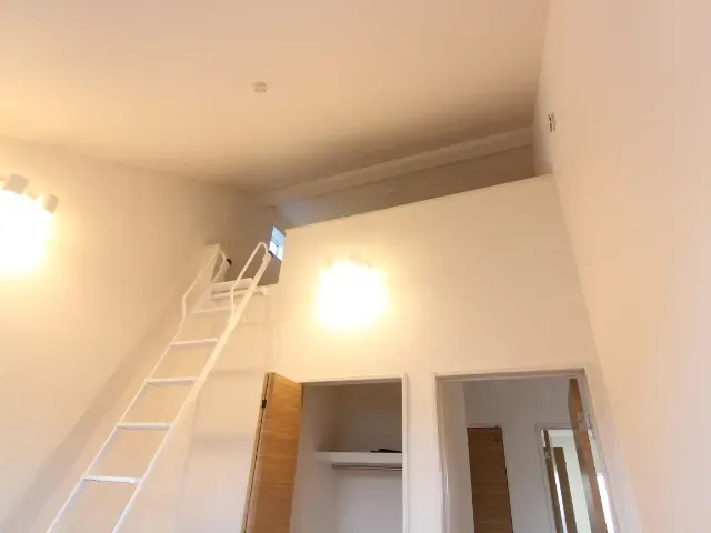 洋室4.5帖ロフト　2号棟