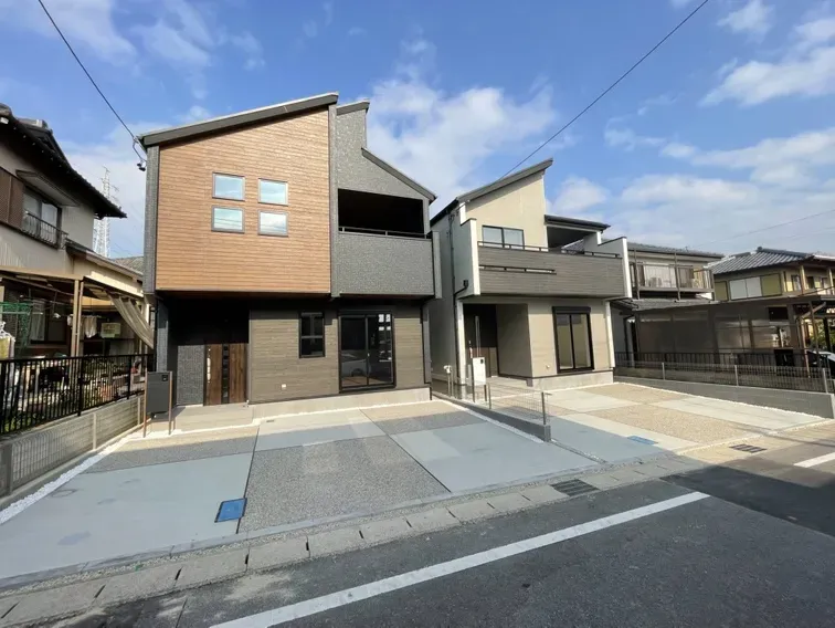 並列3台駐車(小型車含む)です!