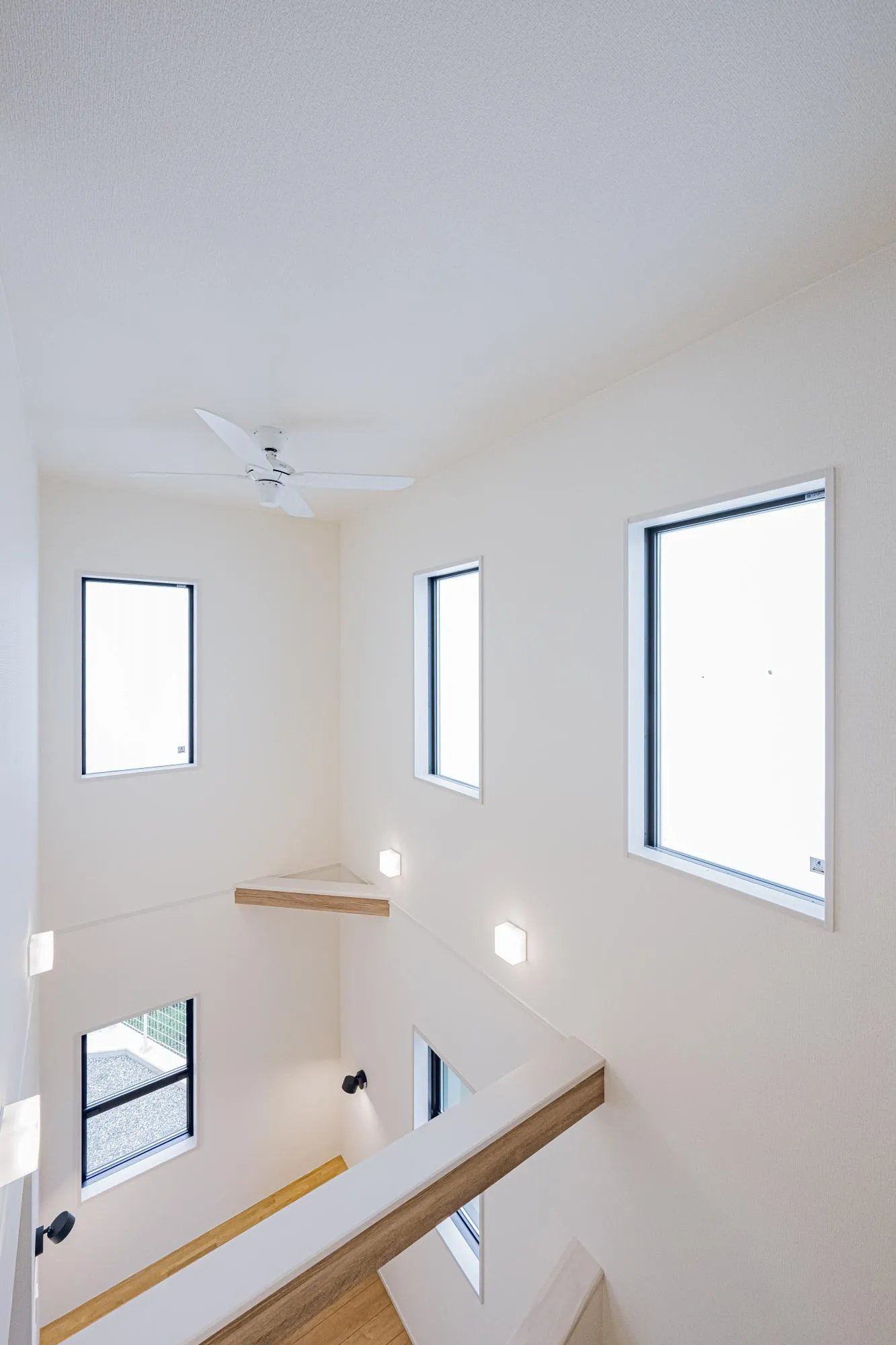 5号棟:吹き抜け