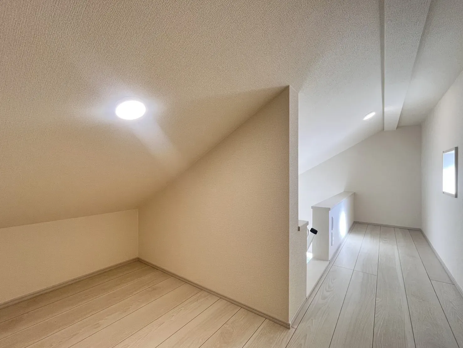 洋室6.5帖 ロフト