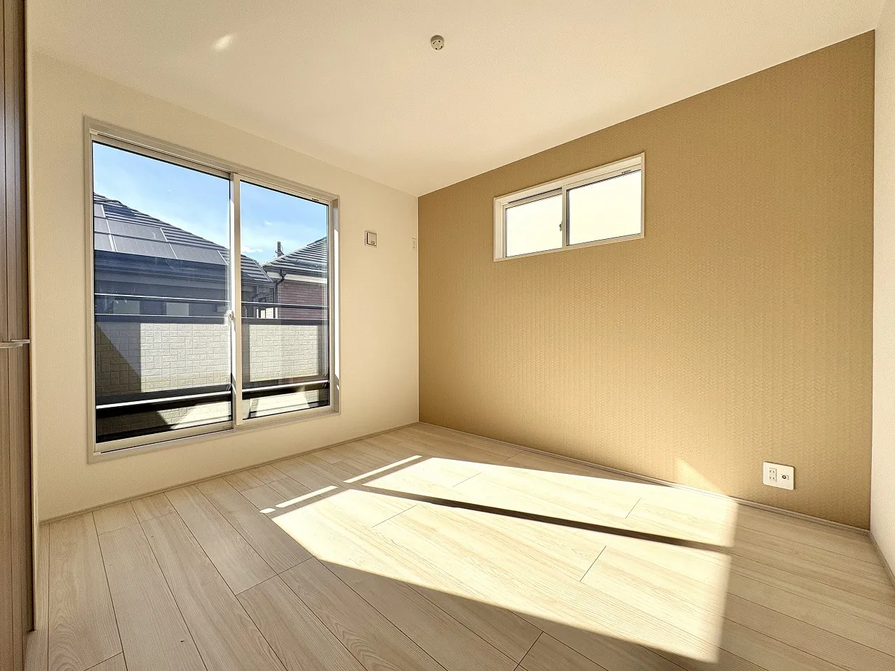 【1号棟/洋室(5.5帖)】