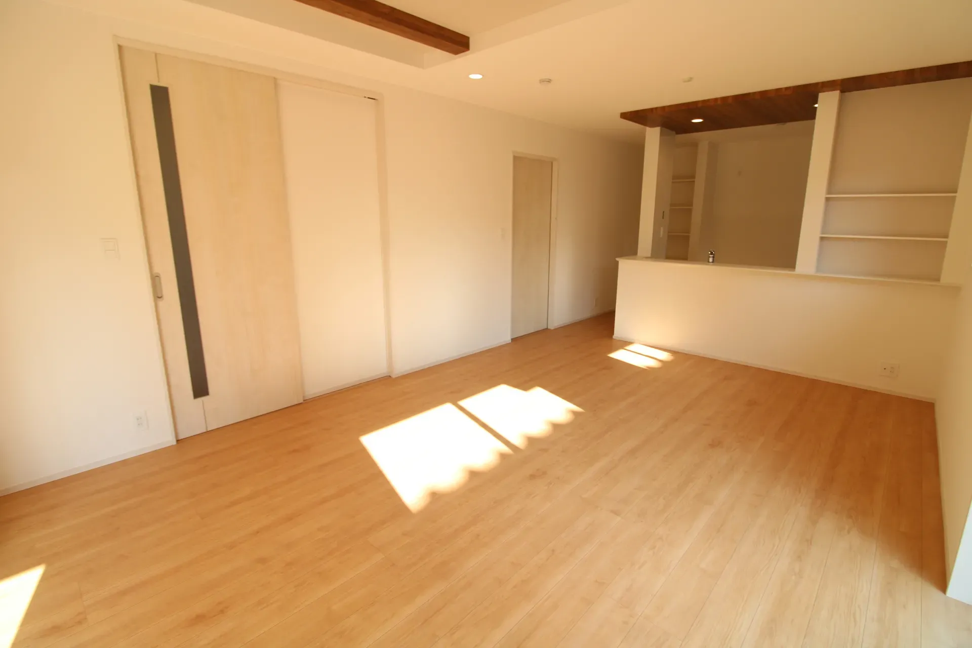 リビングダイニング