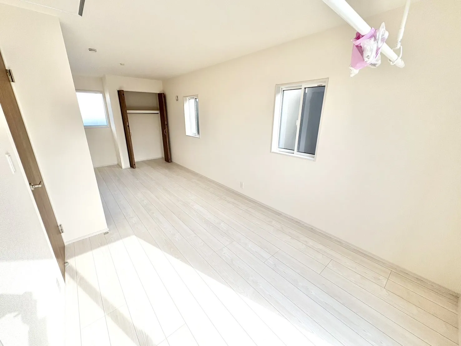 ☆1号棟　可変式間取り(5.5畳+5.25畳)☆