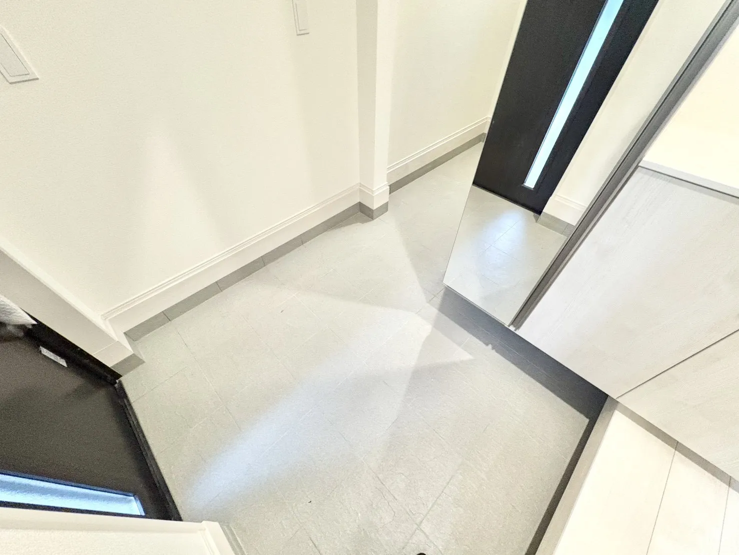 ☆2号棟　玄関☆