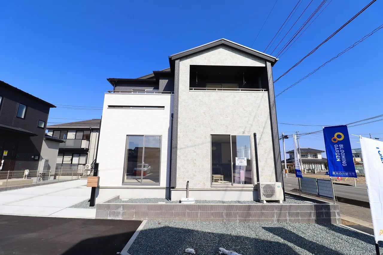 【1号棟外観写真】