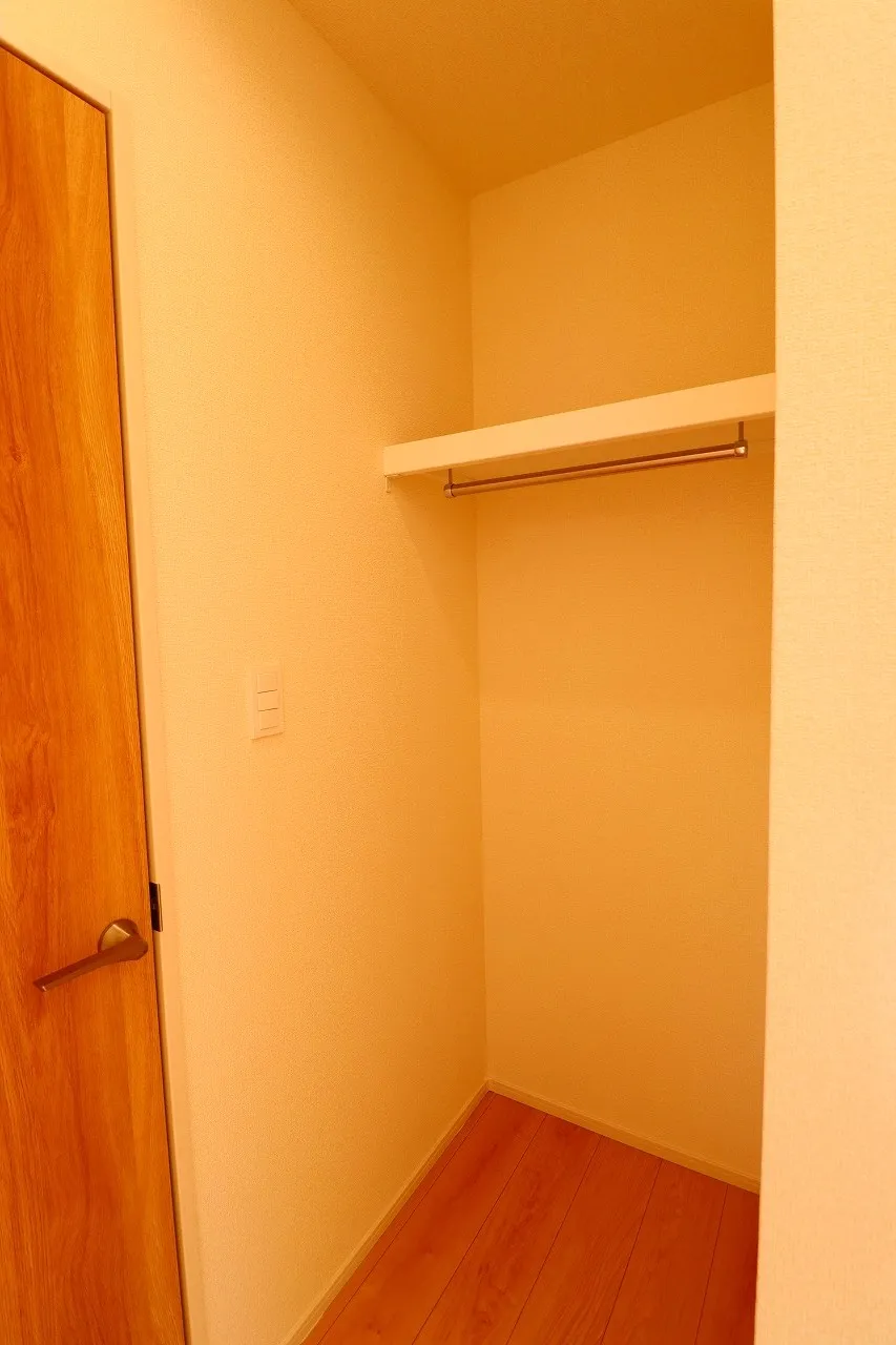 【2号棟クローク】