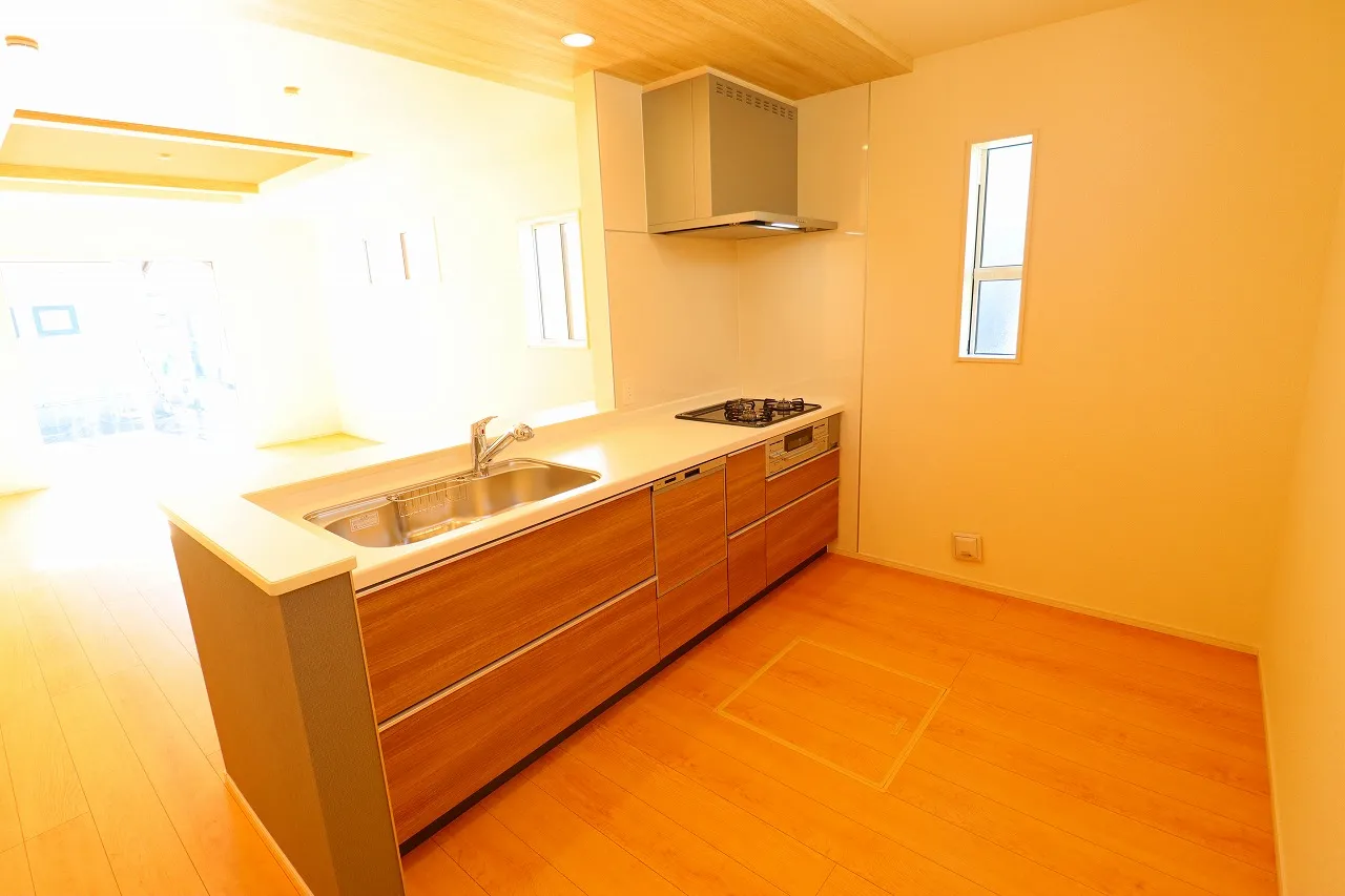 【2号棟キッチン】