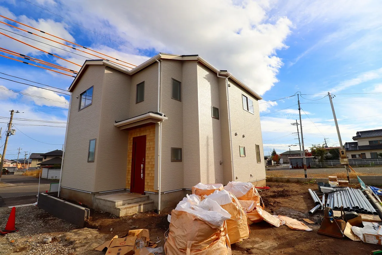 【4号棟外観写真】