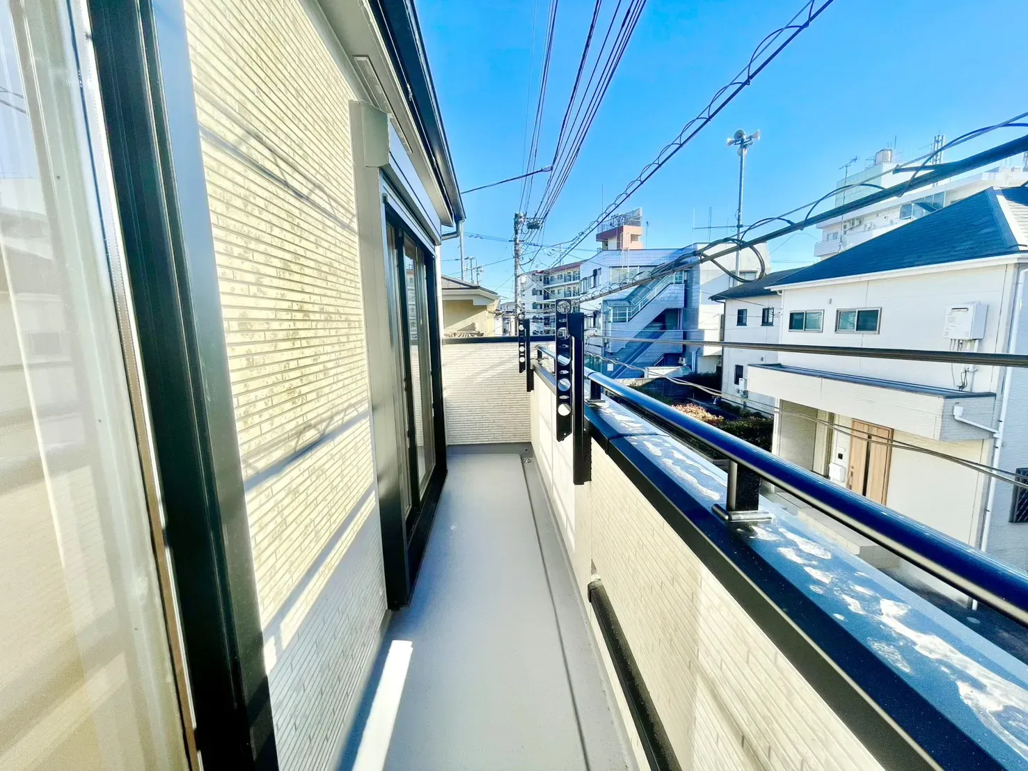 【バルコニー】