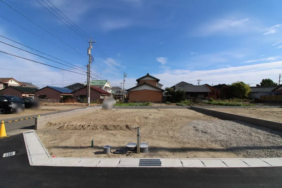 11月24日撮影　1号棟出入口