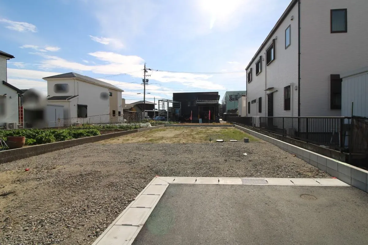 11月24日撮影　4号棟出入口