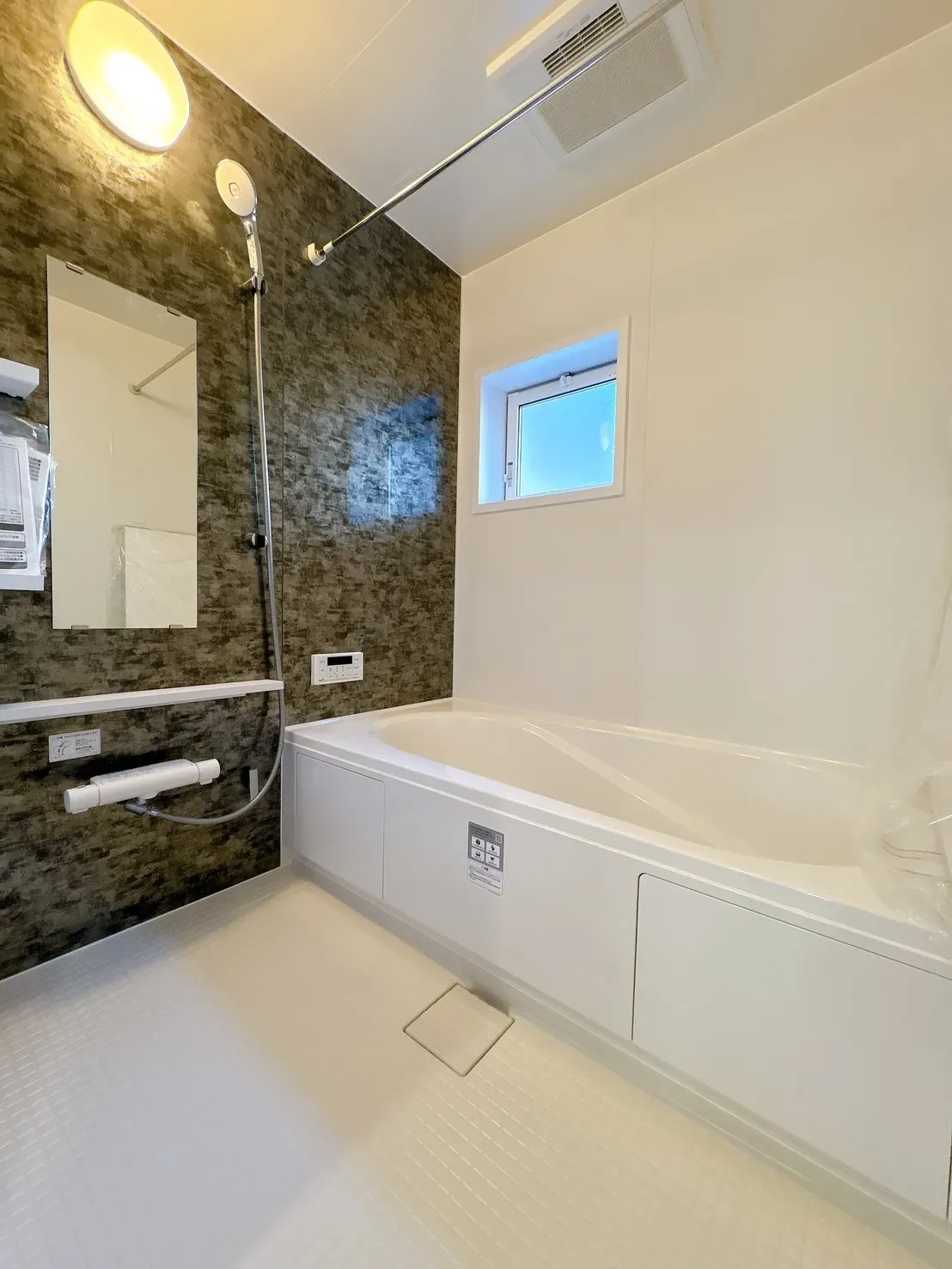 【浴室】乾燥・冷暖房付きです