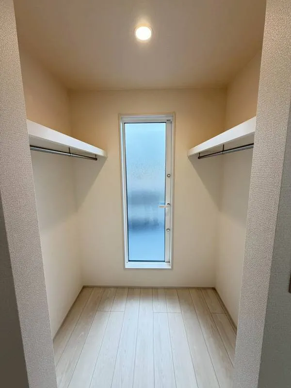 ウォークインクローゼット