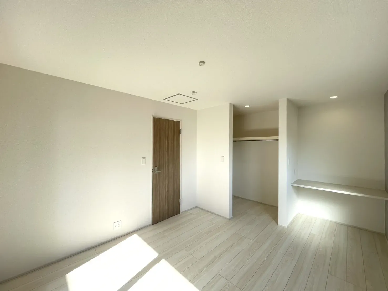 1号棟 居室7.735帖