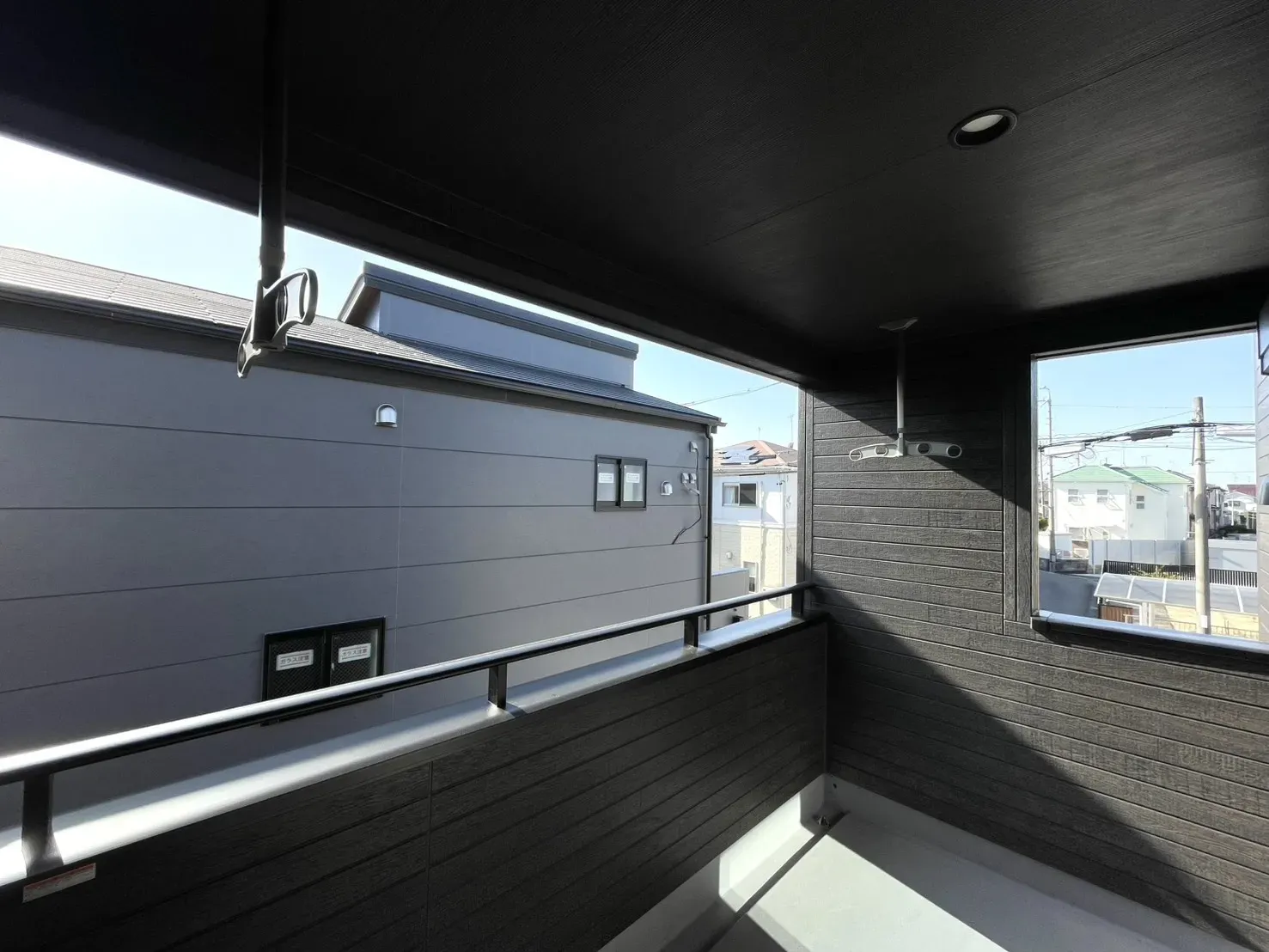 2号棟　インナーバルコニー