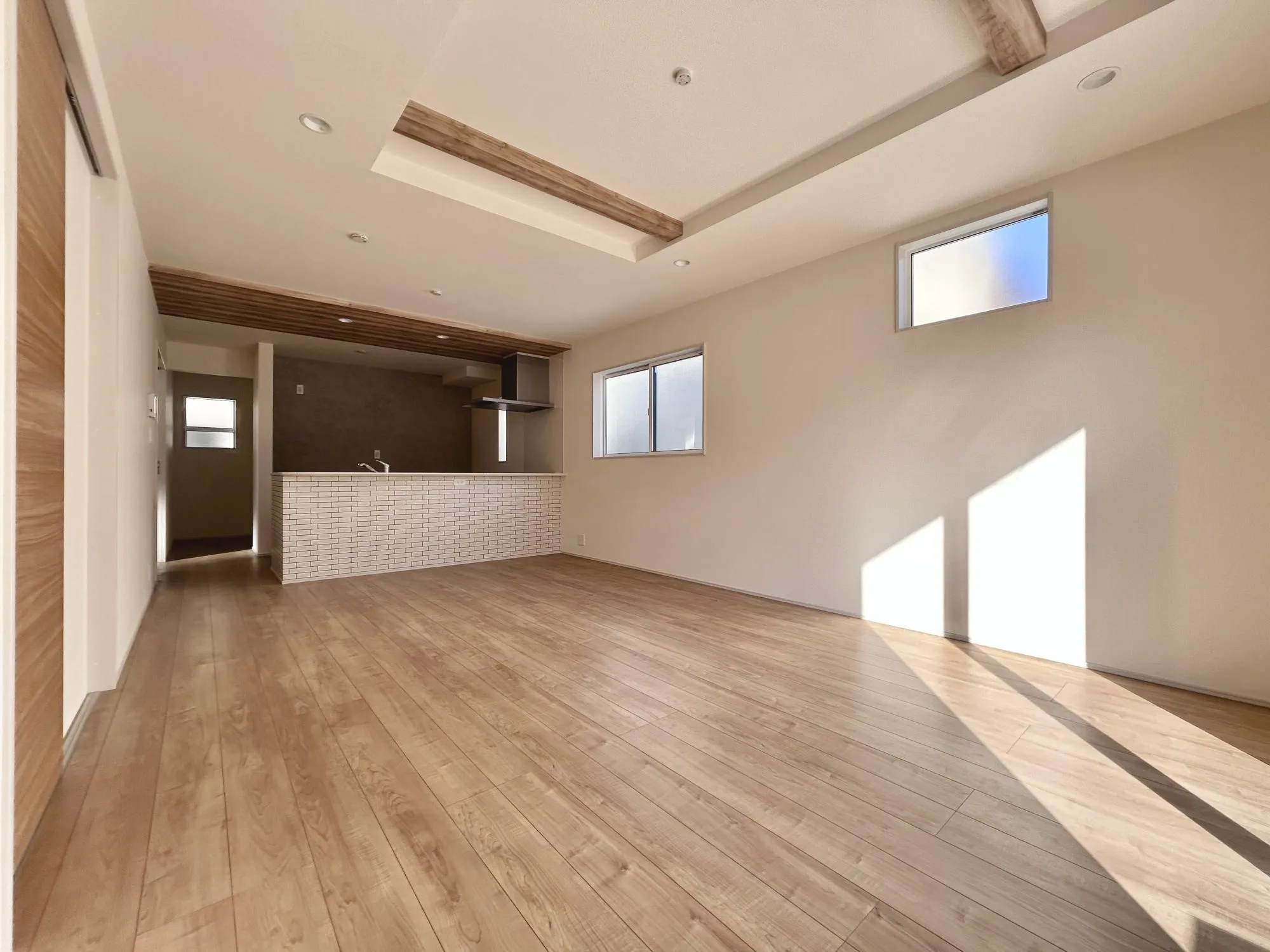 【8号棟リビング】18.0帖