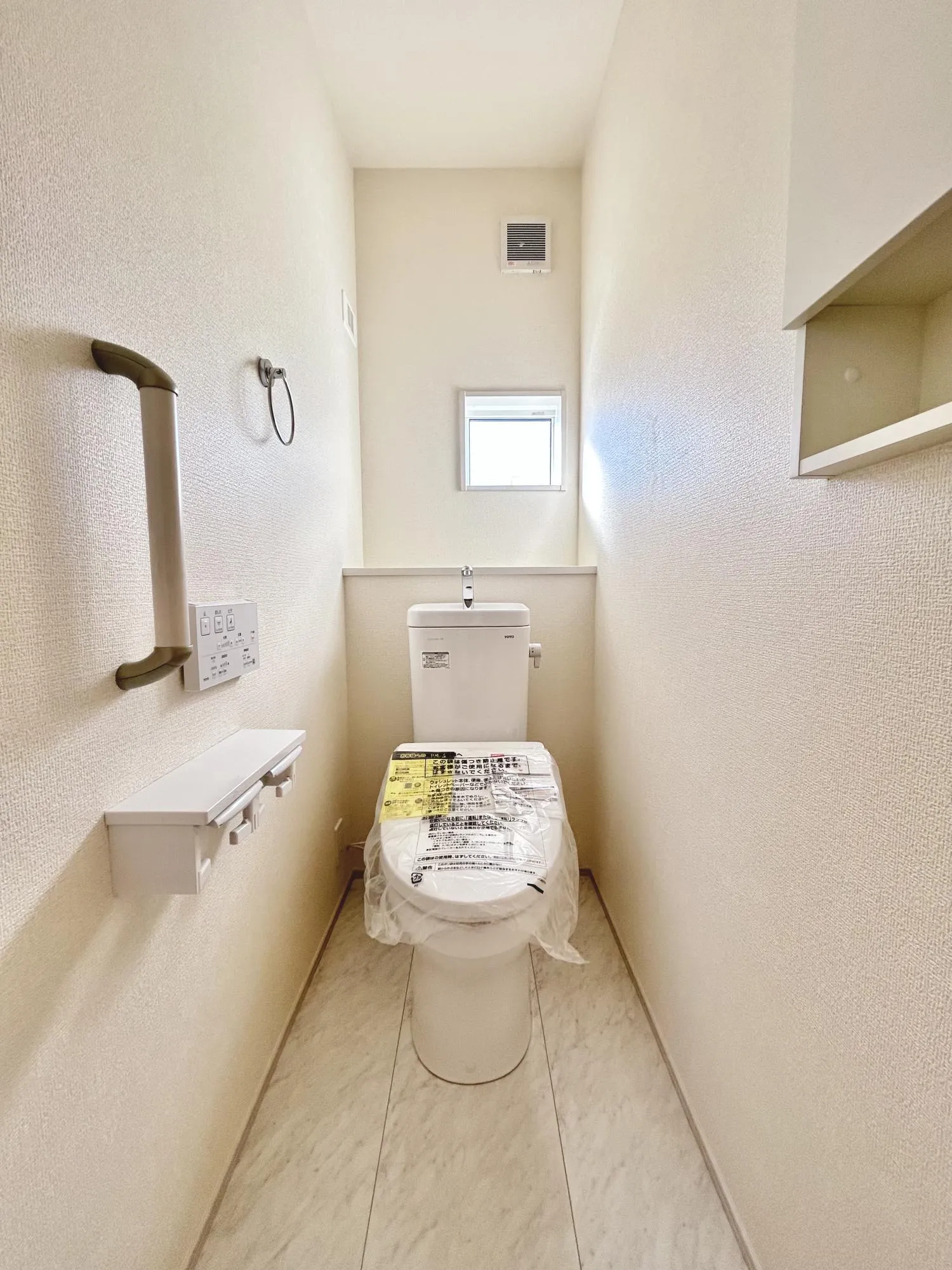 【8号棟トイレ】