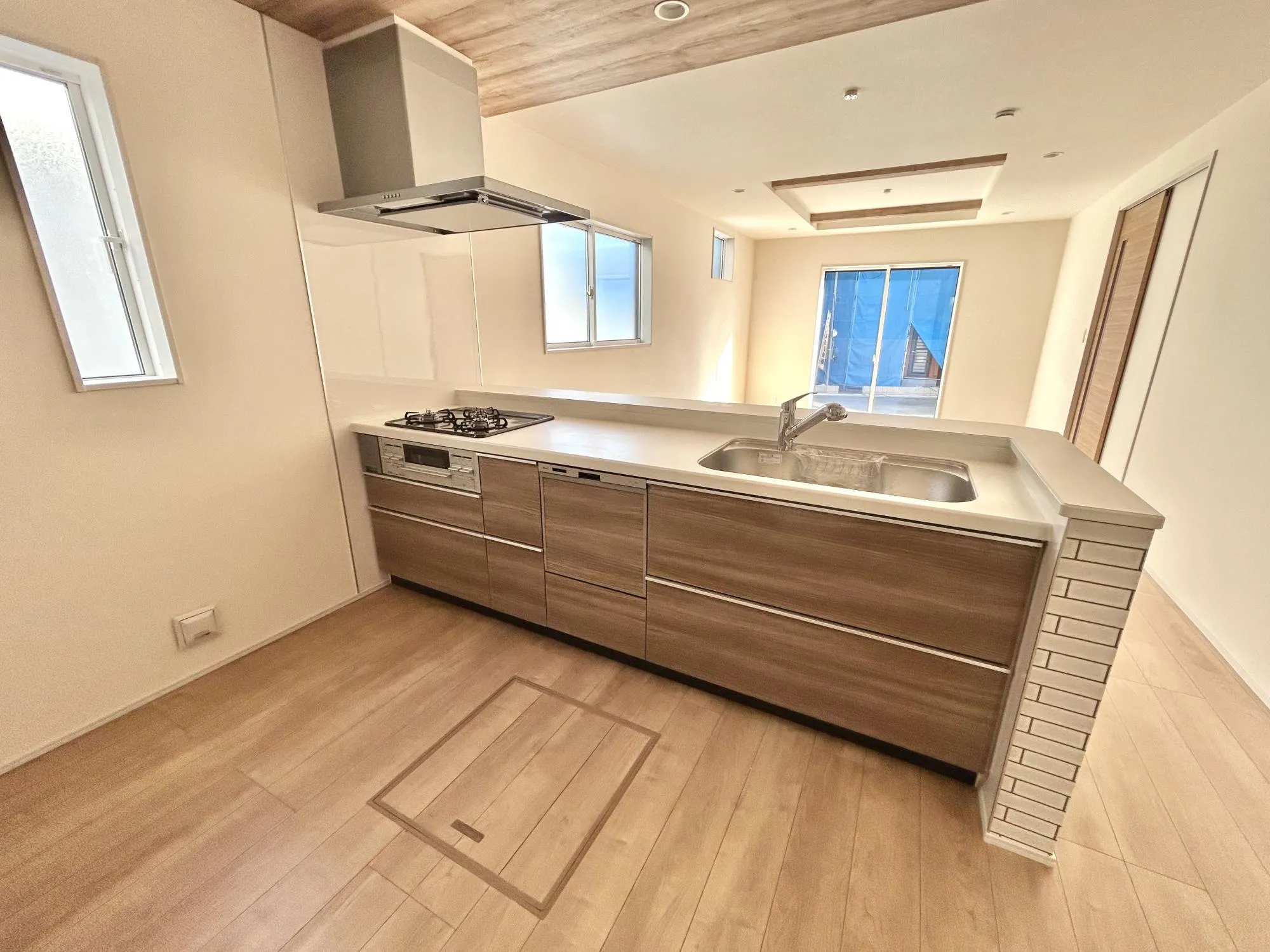 【8号棟キッチン】