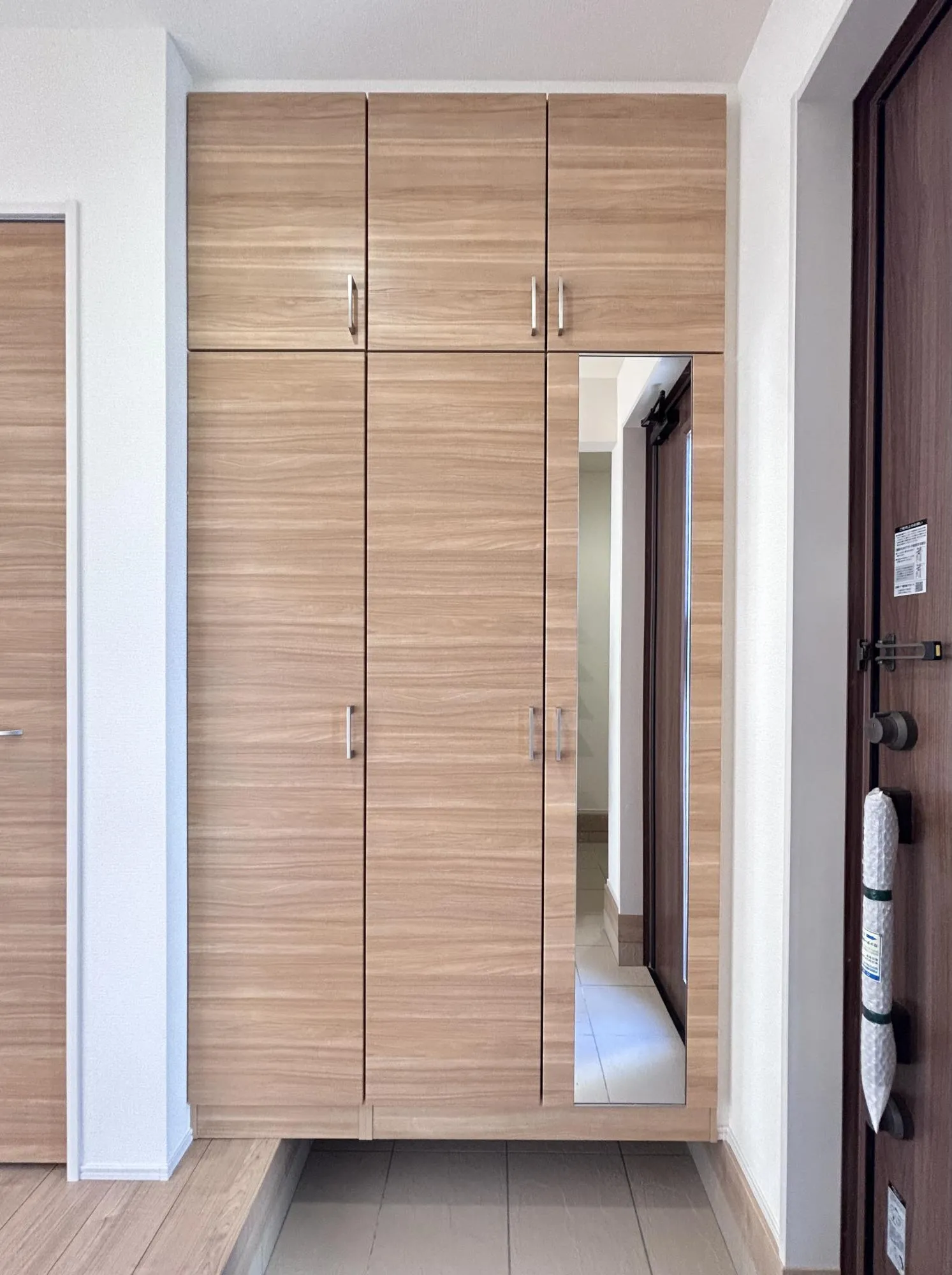 【1号棟/玄関収納】