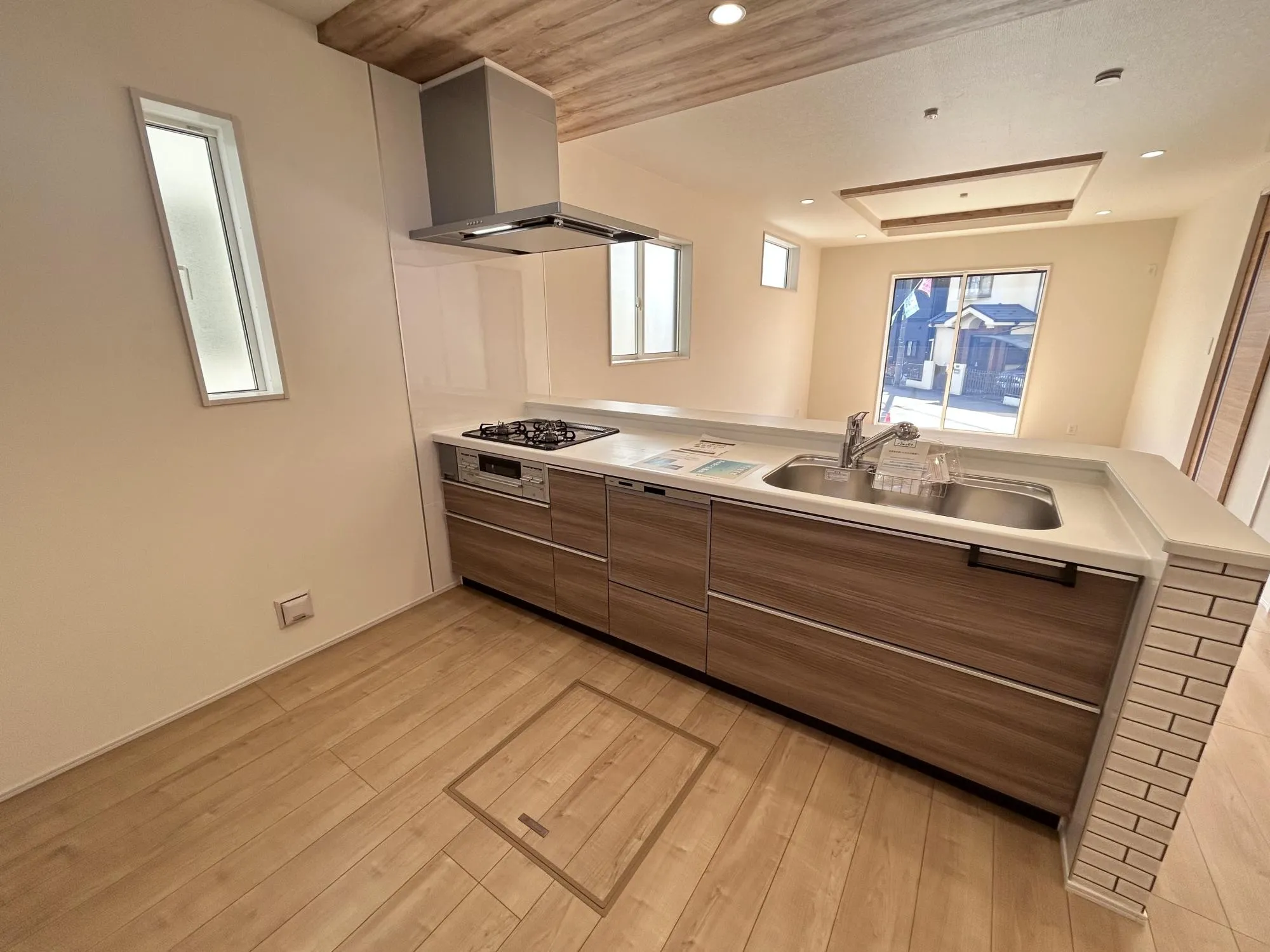 【1号棟/キッチン】