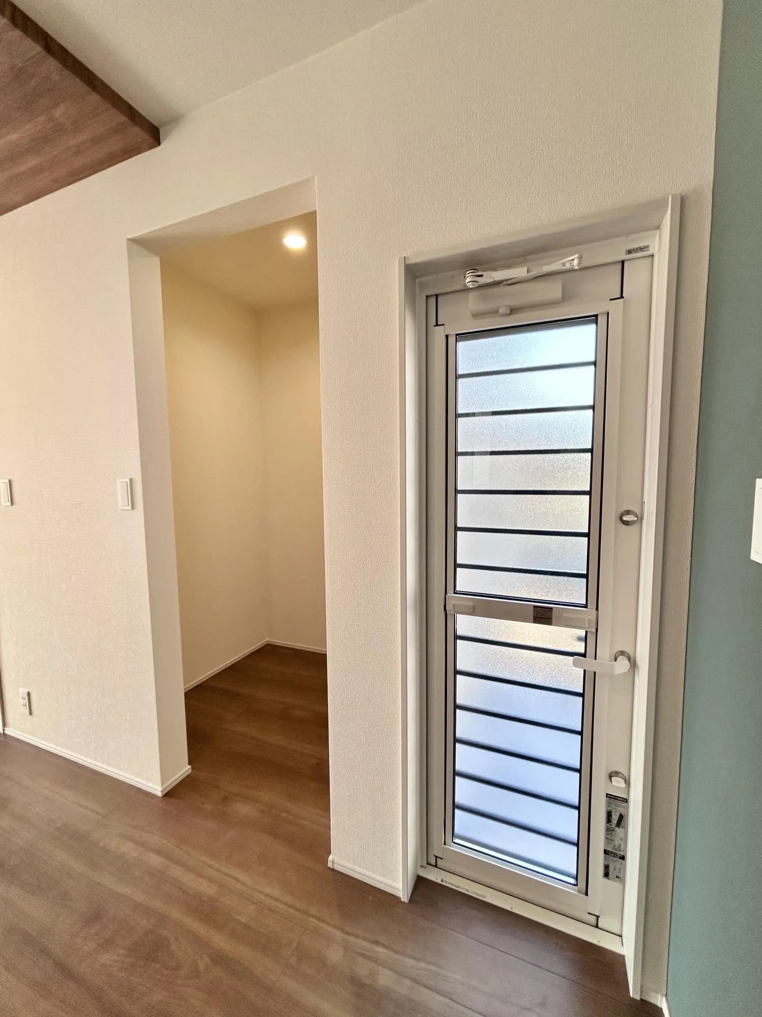 【3号棟/パントリー・勝手口】