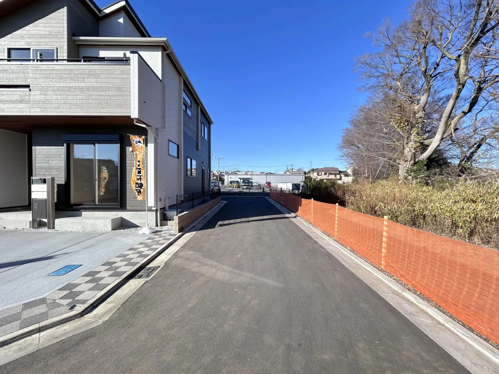 【分譲地内開発道路】約4.2m