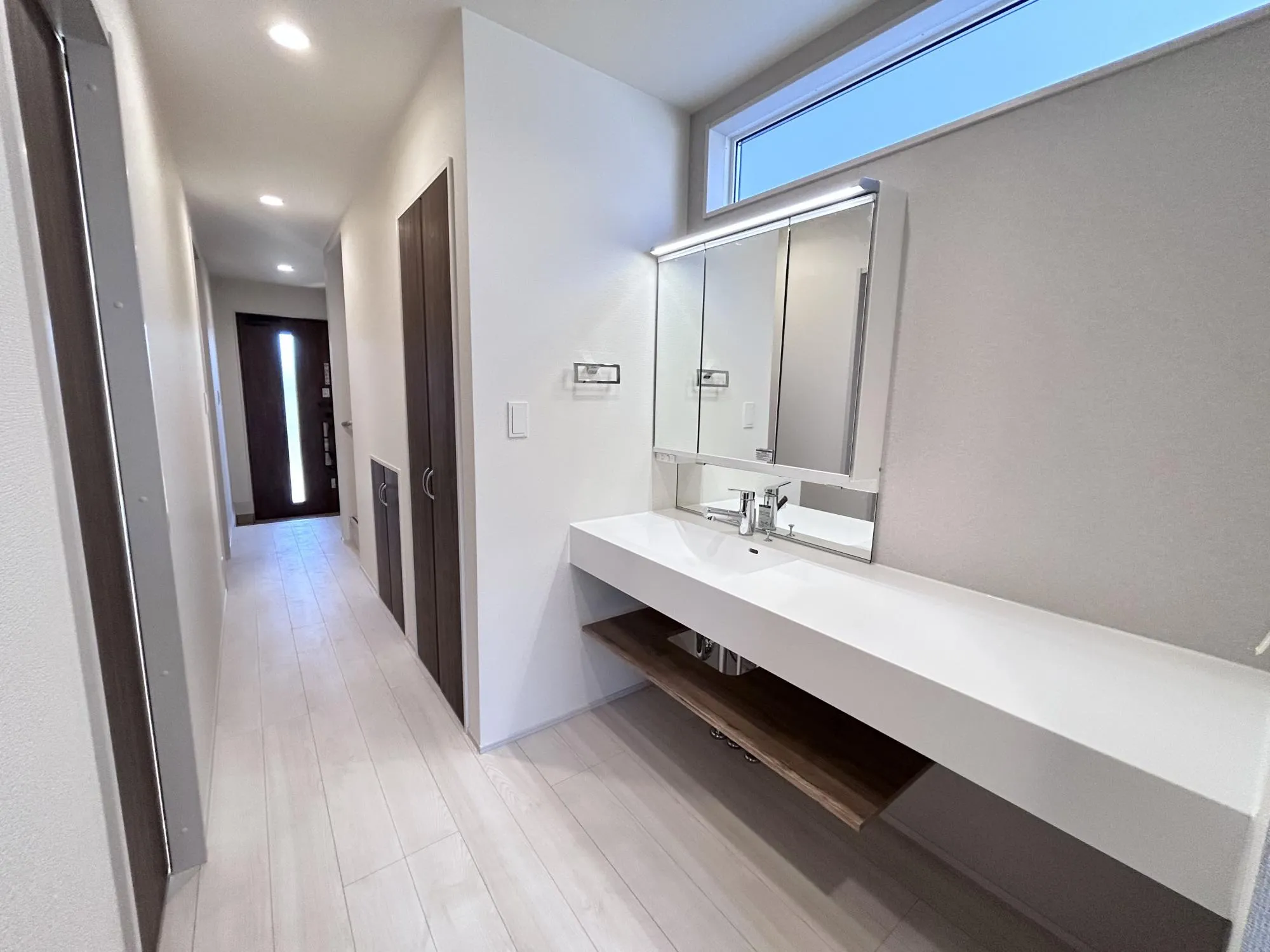 【5号棟/洗面化粧台】