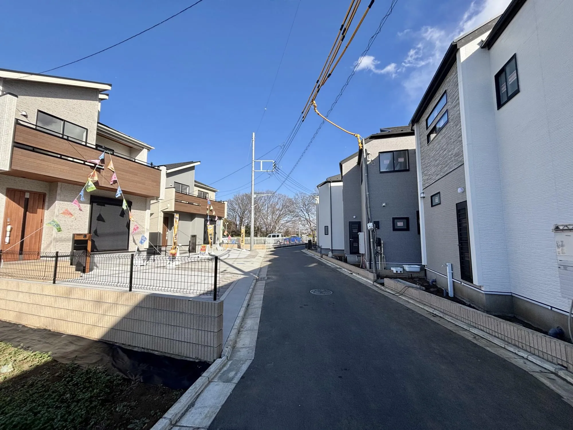 【分譲地内開発道路】約4.2m