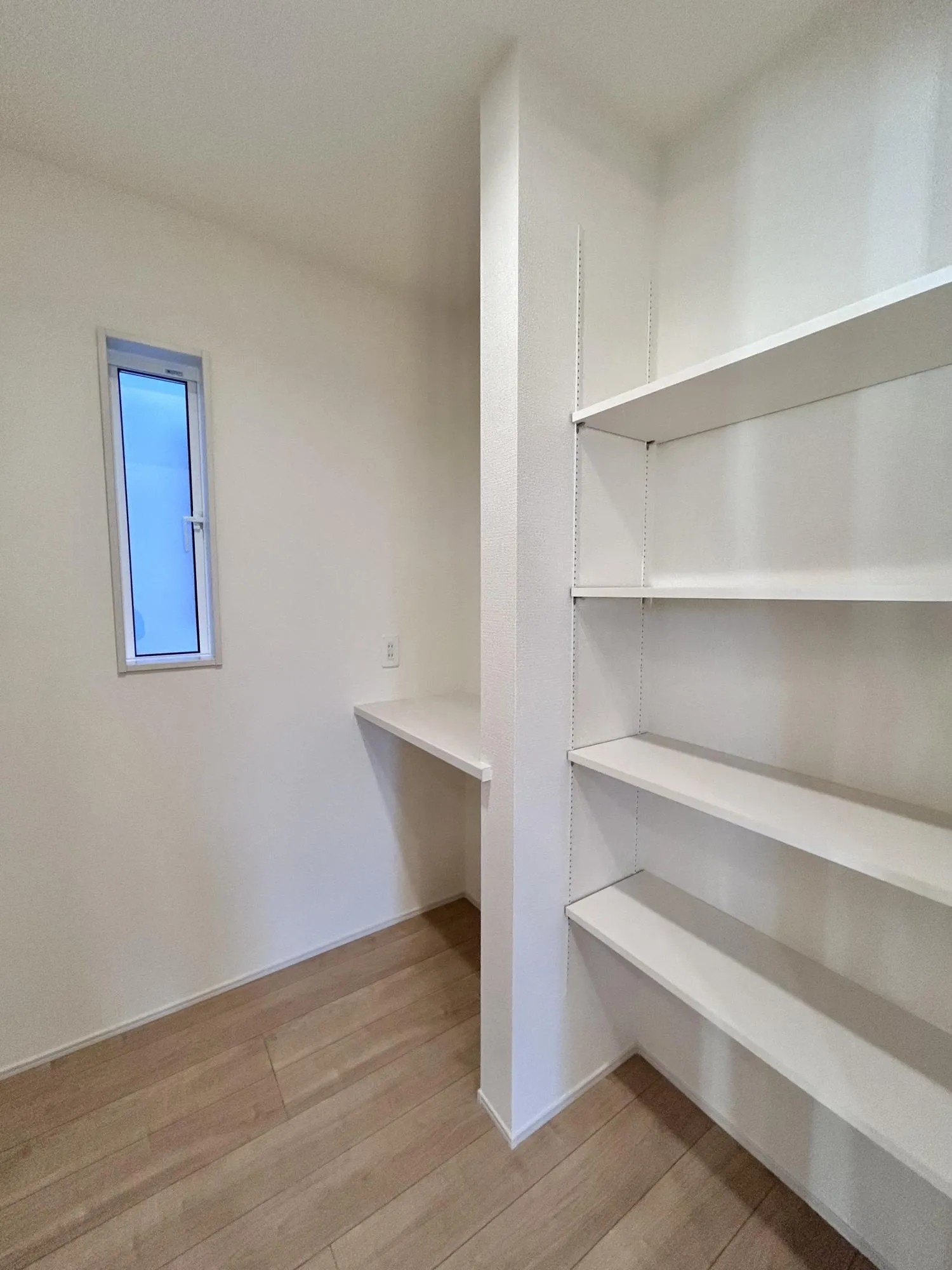 【7号棟/パントリー】