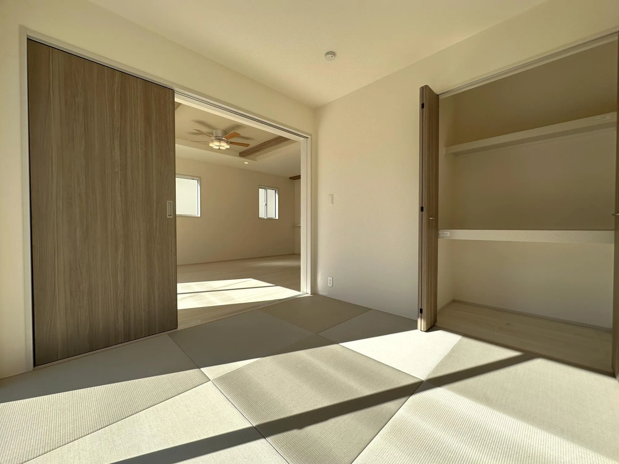 ②号棟　和洋室