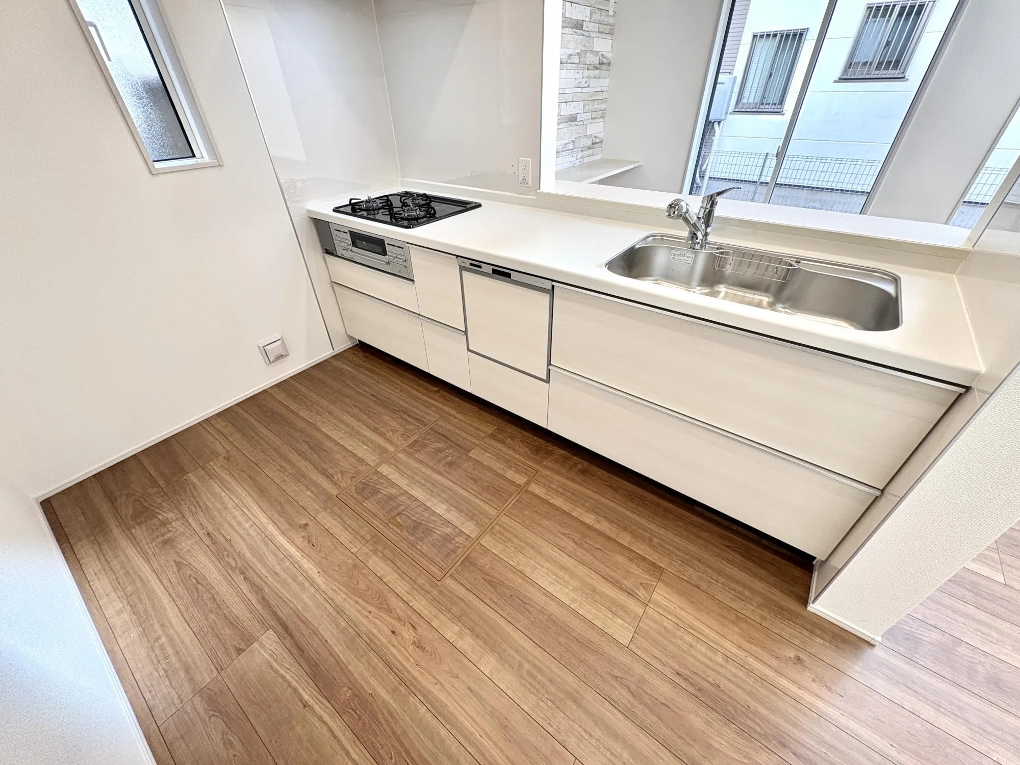 【1号棟/キッチン】