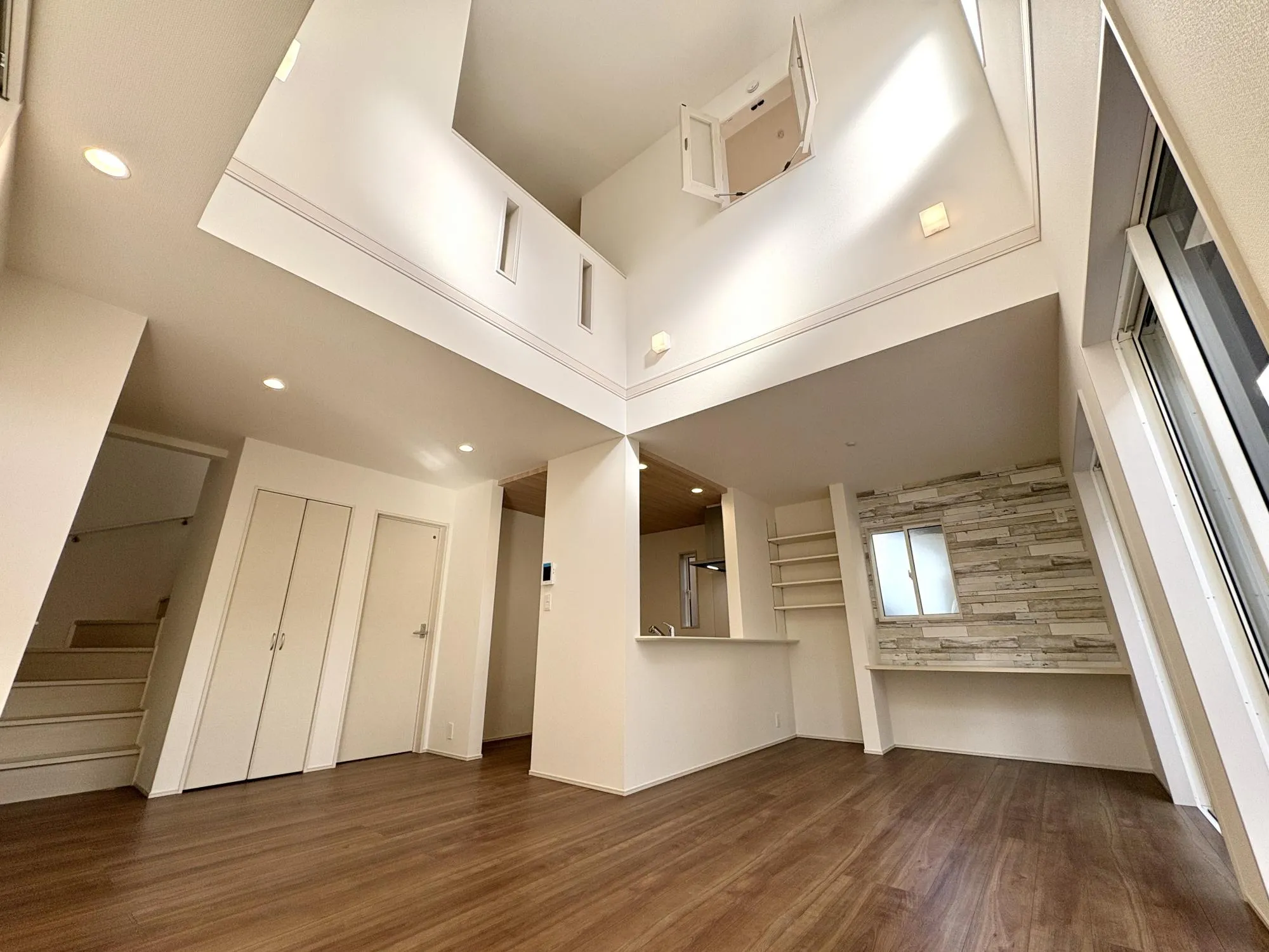 【1号棟/LDK(17.75帖)】