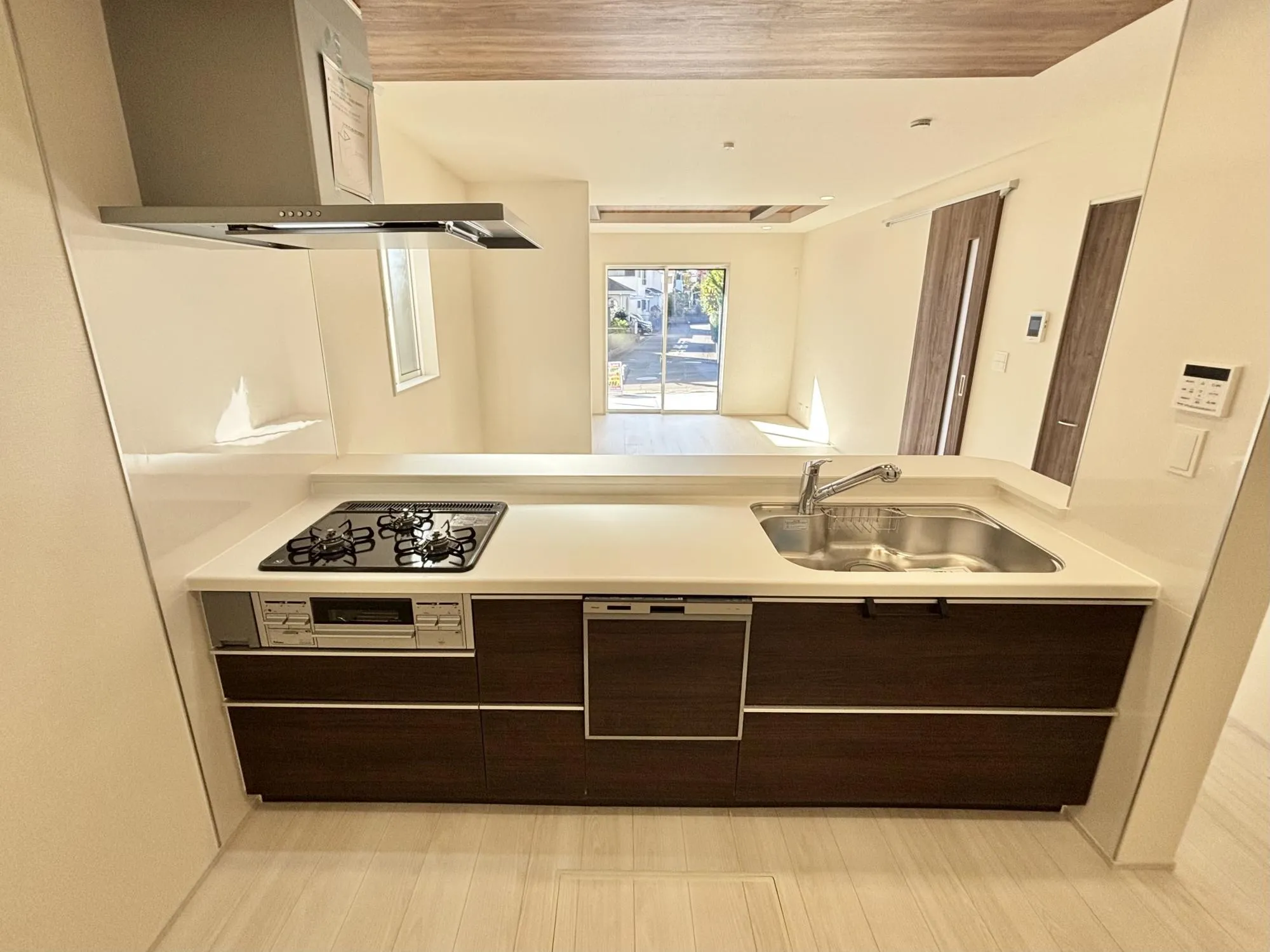 【1号棟キッチン】