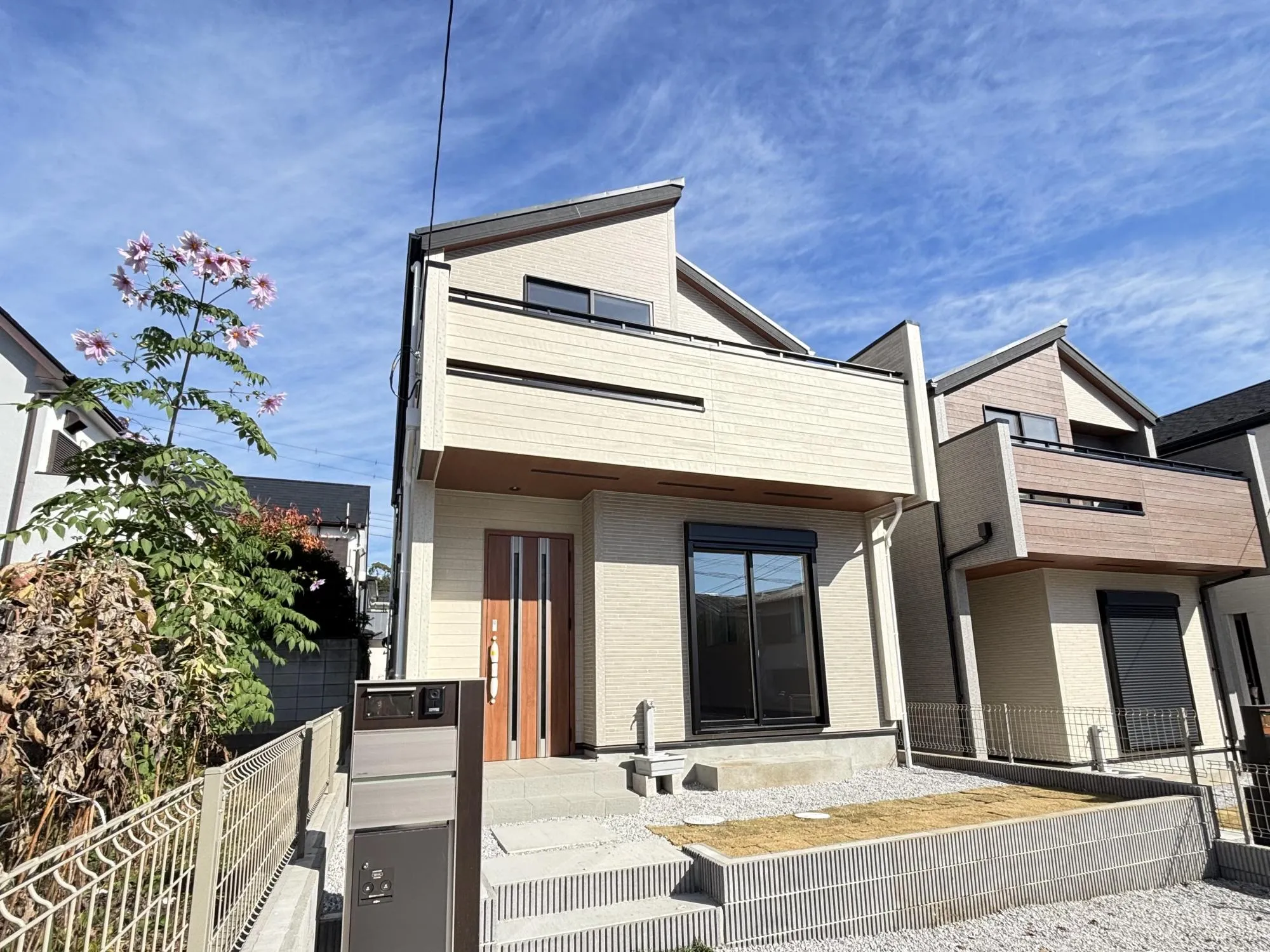 【3号棟外観①】