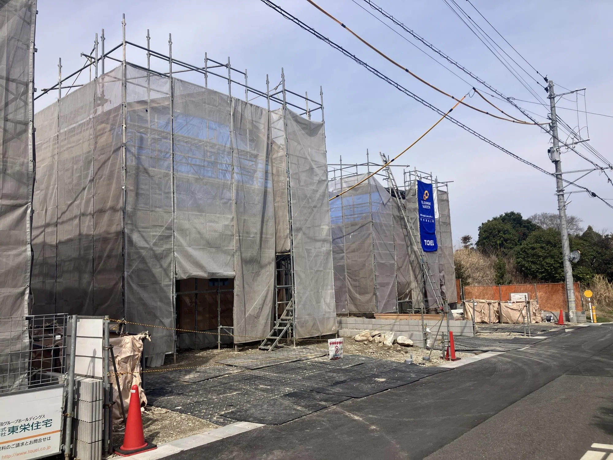 右から6号棟・7号棟