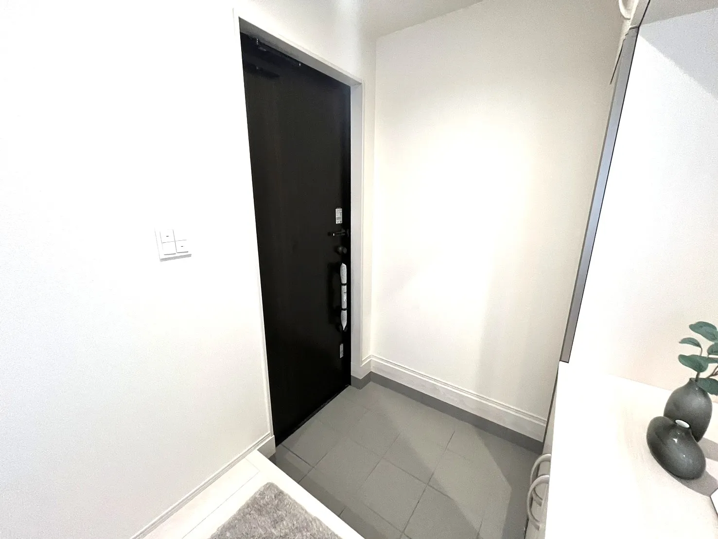 ☆2号棟　玄関☆