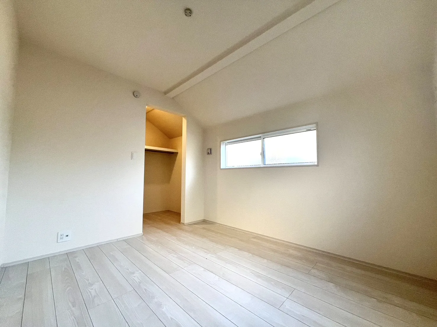 ☆2号棟　洋室5.25畳☆