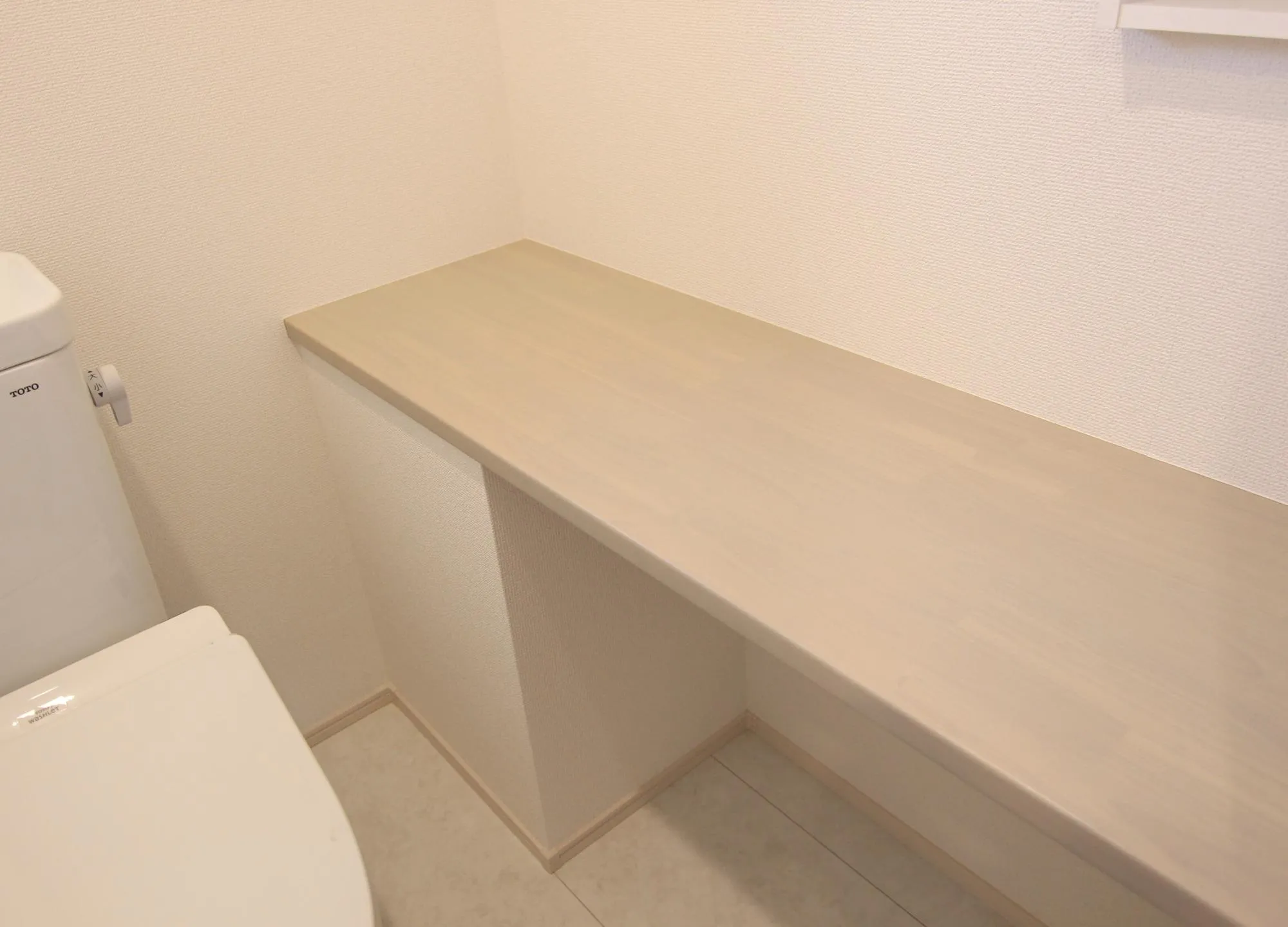 【トイレ　カウンター】