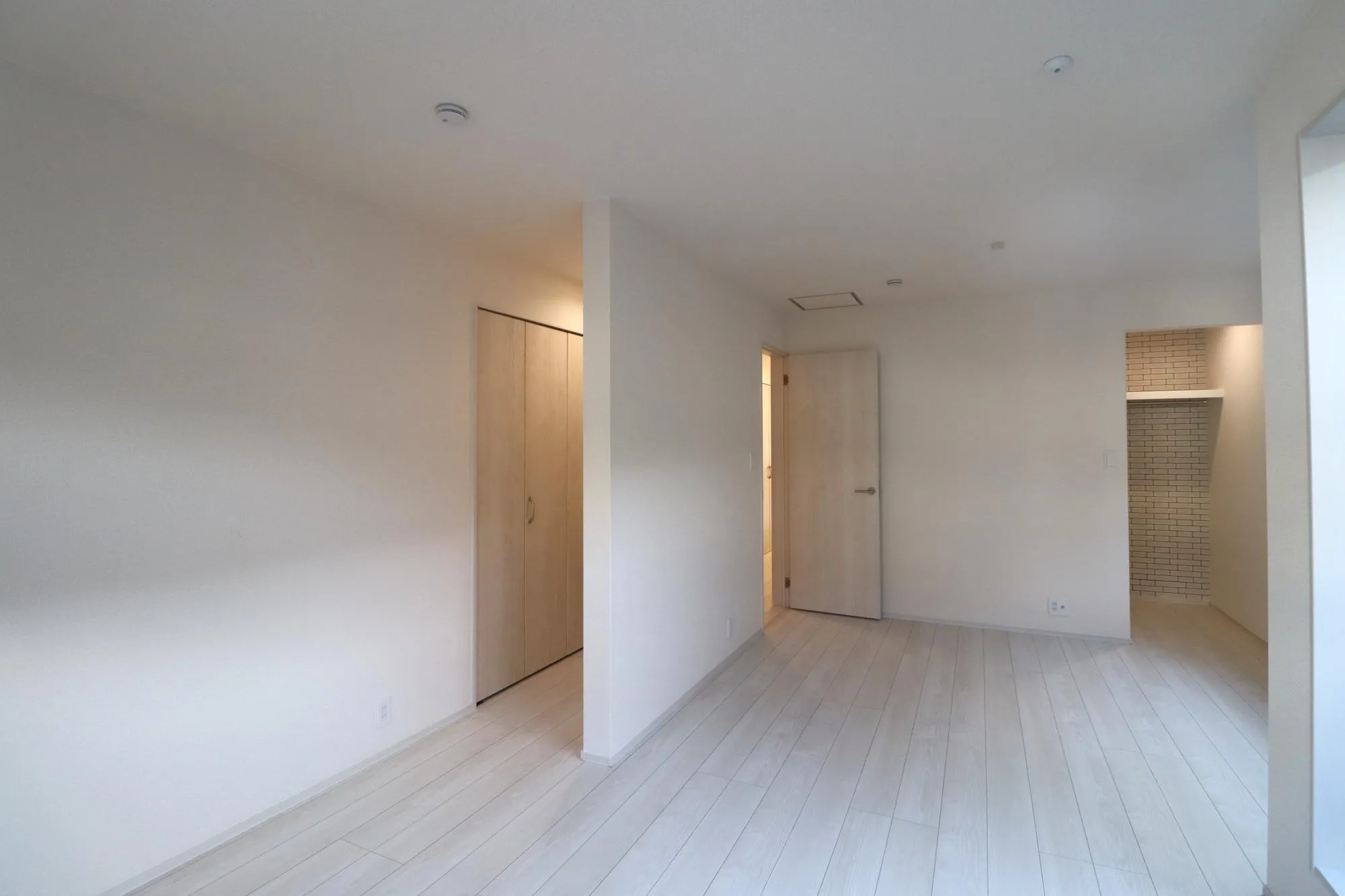 【洋室(11.5帖)】