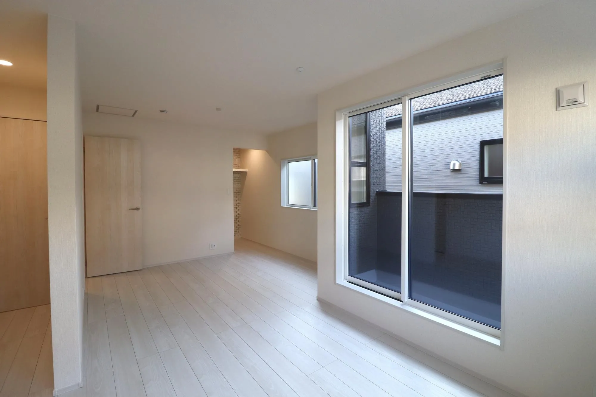 【洋室(11.5帖)】