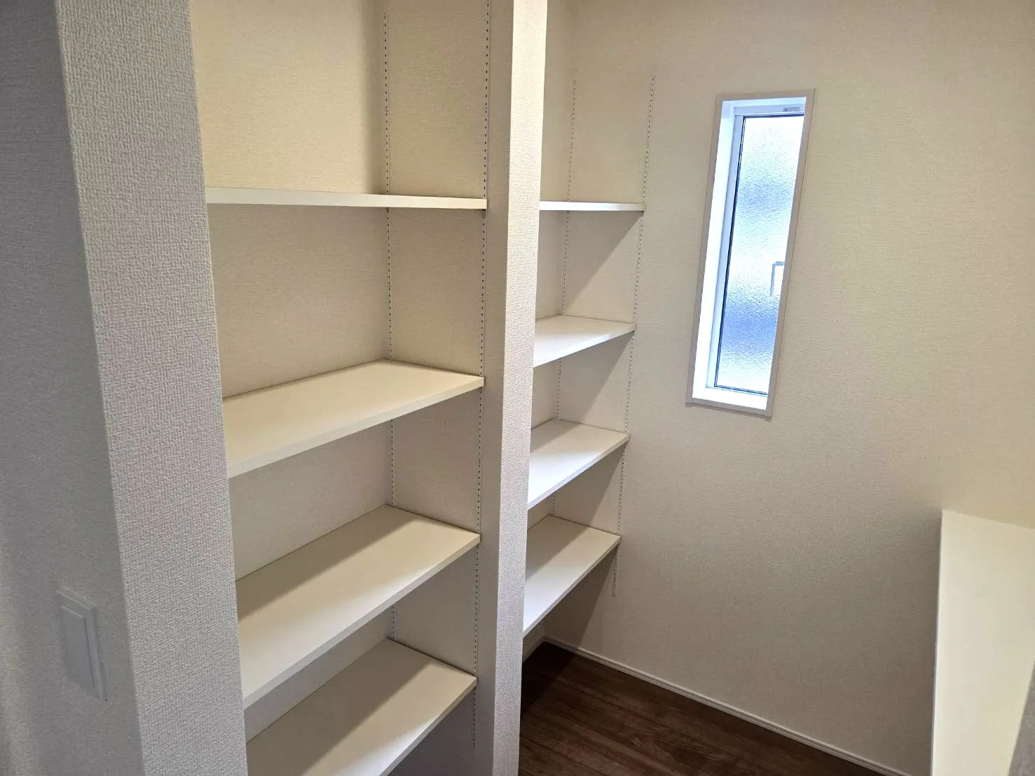 1号棟・キッチンパントリー