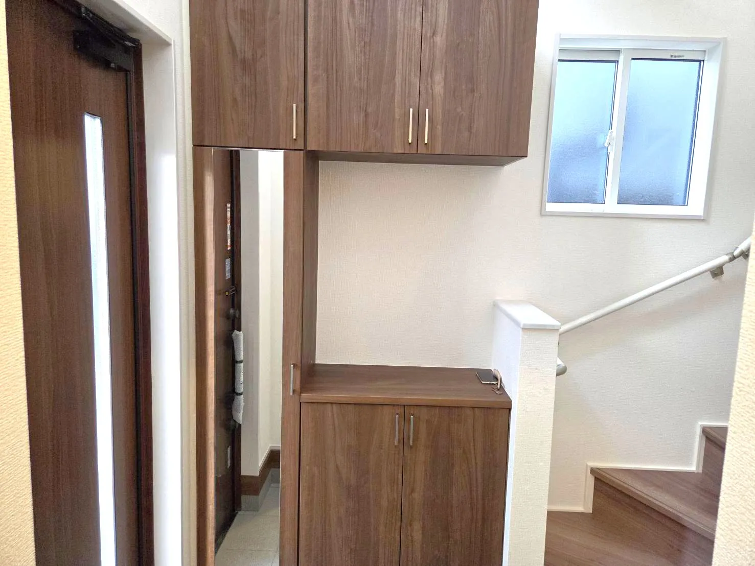 1号棟・玄関収納