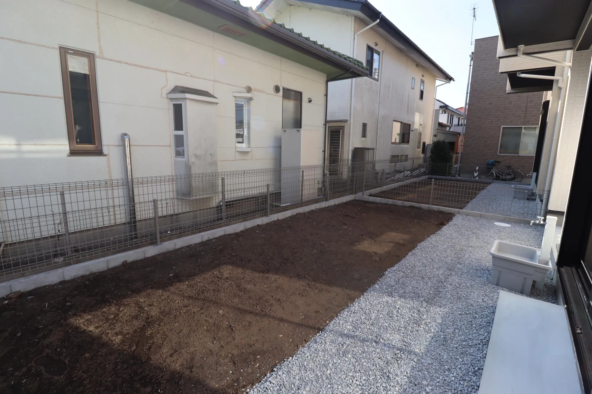 2号棟　南側庭スペース