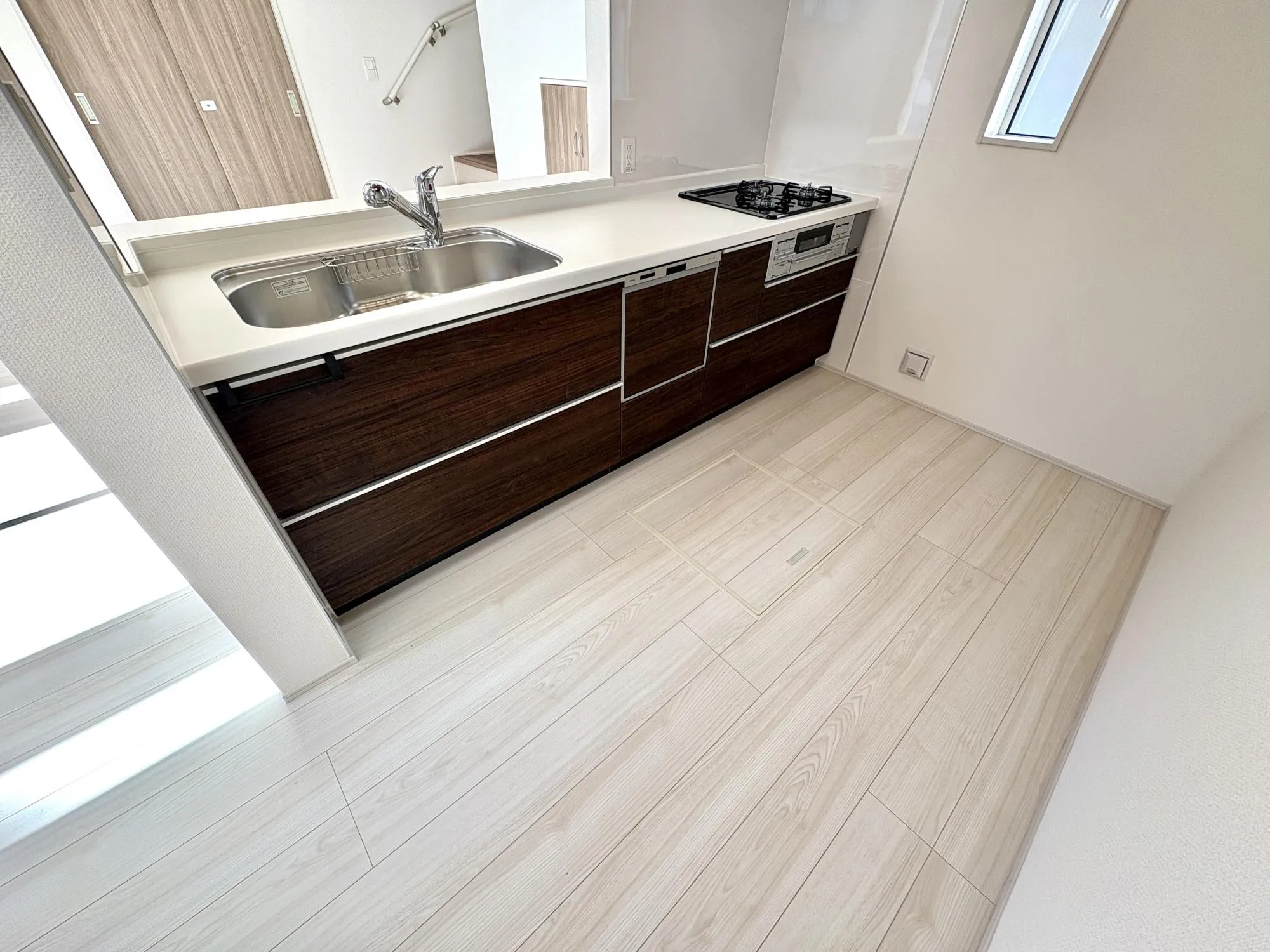 【1号棟/キッチン】