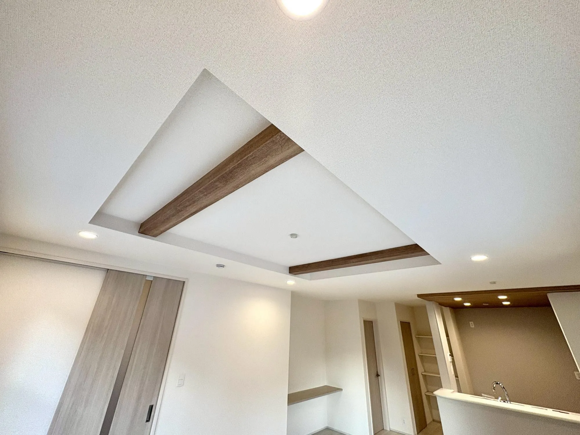 ポップアップ天井