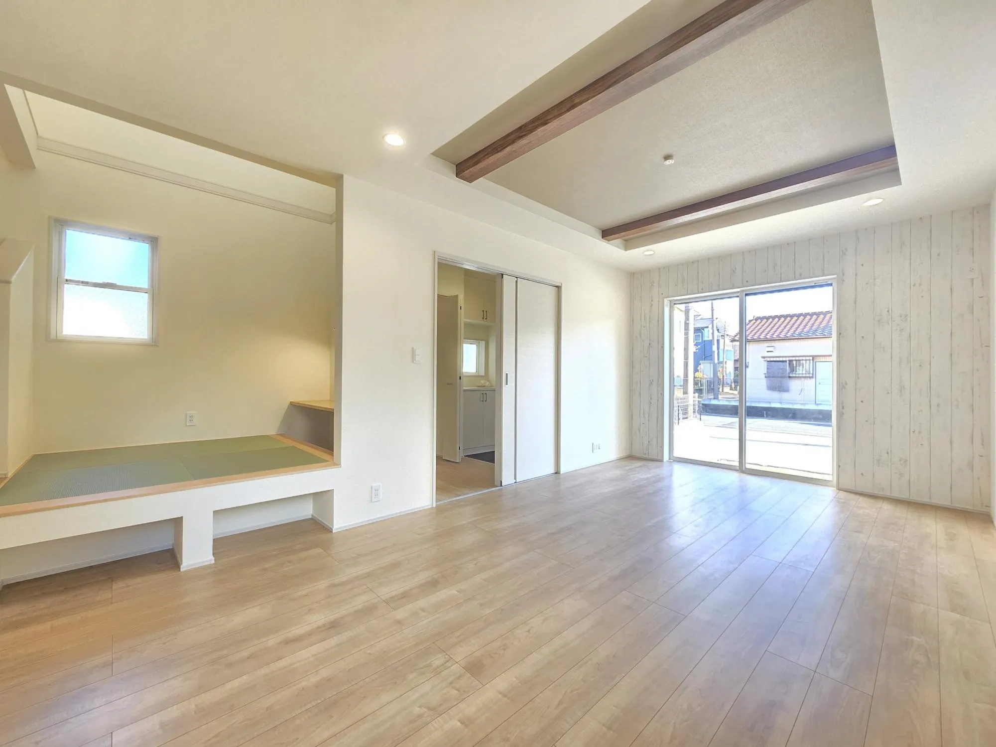 1号棟　リビング　R7.12.12